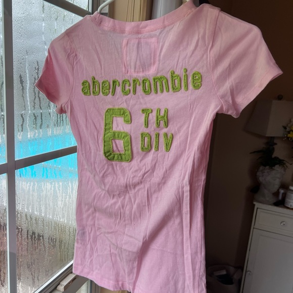 Y2K Abercrombie Pink and Green Fitted Tee 6th Div Vintage Stitched Varsity - Picture 4 of 5